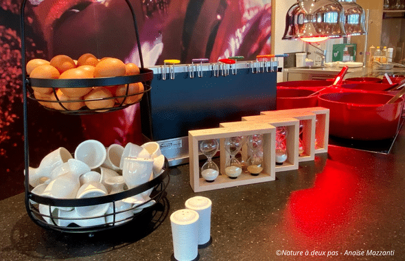 Faire un oeuf au Royal Palace Hôtel et spa au petit déjeuner !